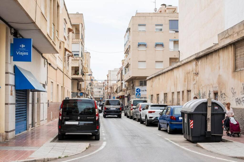 Acogedor Alojamiento A Pocos Metros De La Playa Santa Pola Eksteriør billede